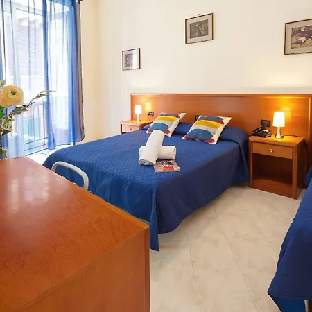 Al Piazza Marina Oda ve Kahvaltı 4*