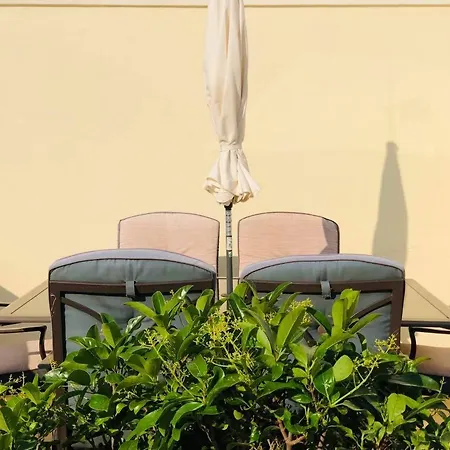 Nocleg ze śniadaniem Al Piazza Marina 4*